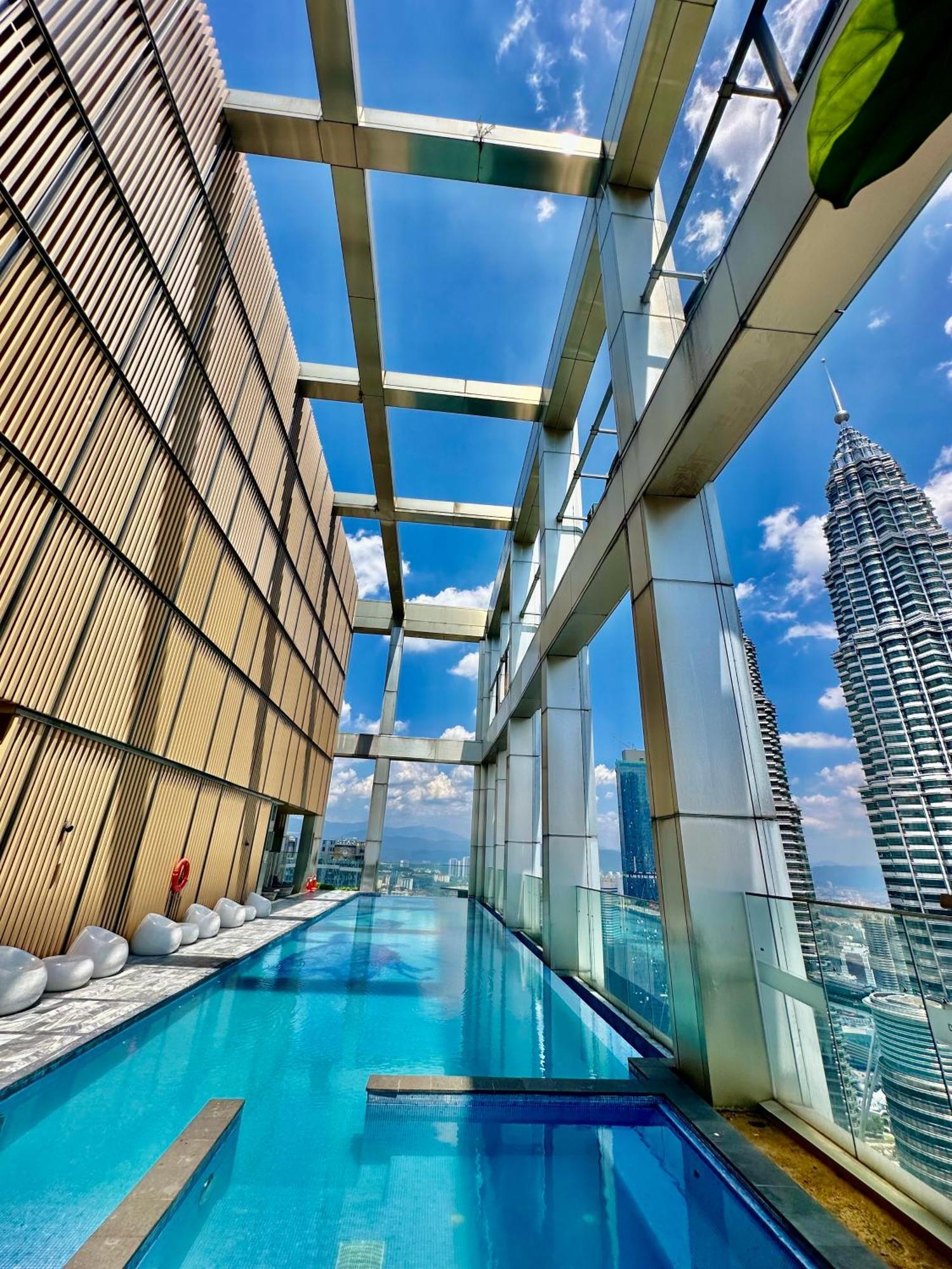 Victoria Home Tropicana The Residence Klcc Bukit Bintang Kuala Lumpur Exteriör bild