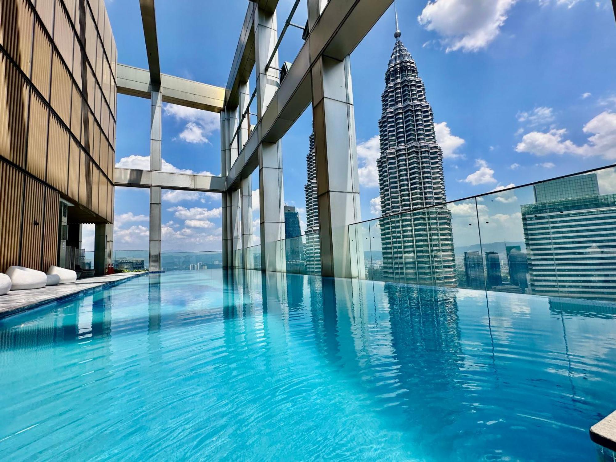 Victoria Home Tropicana The Residence Klcc Bukit Bintang Kuala Lumpur Exteriör bild